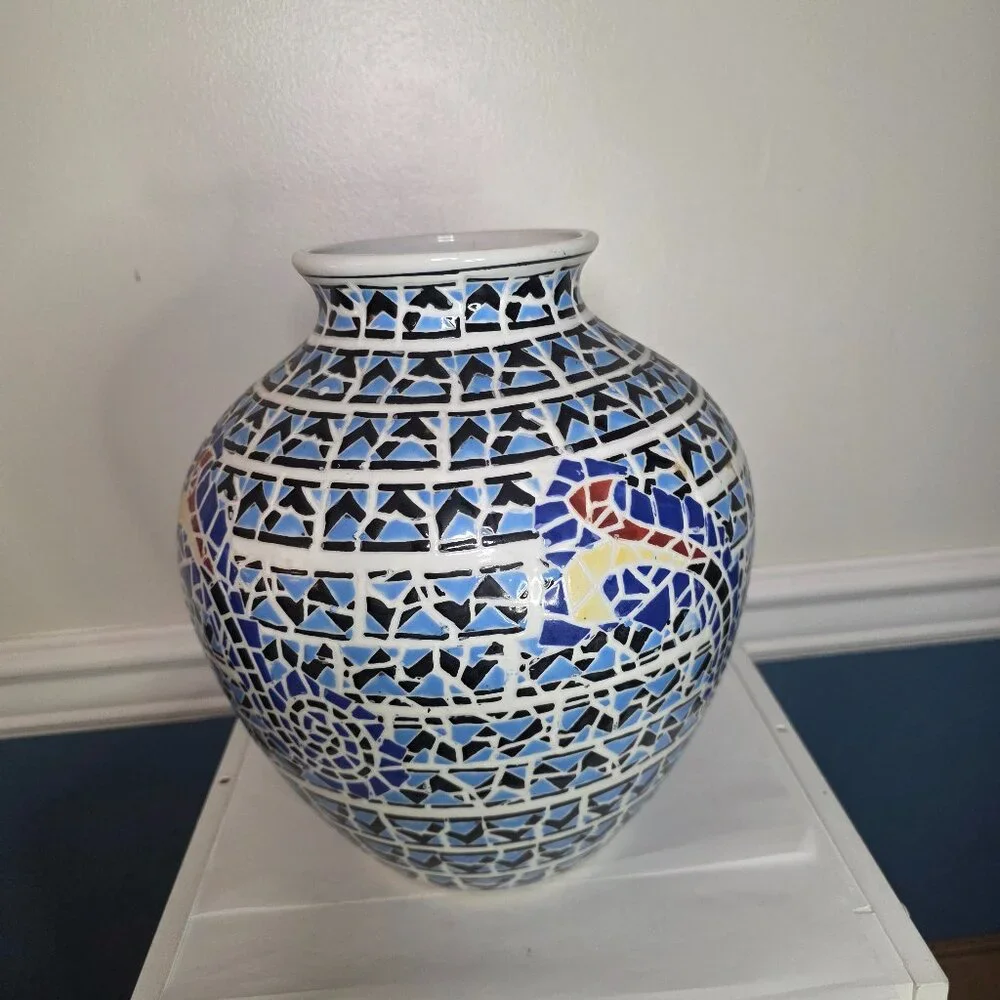 Vintage Pottery Barn Large Chinese Porcelain Blue Vase 12